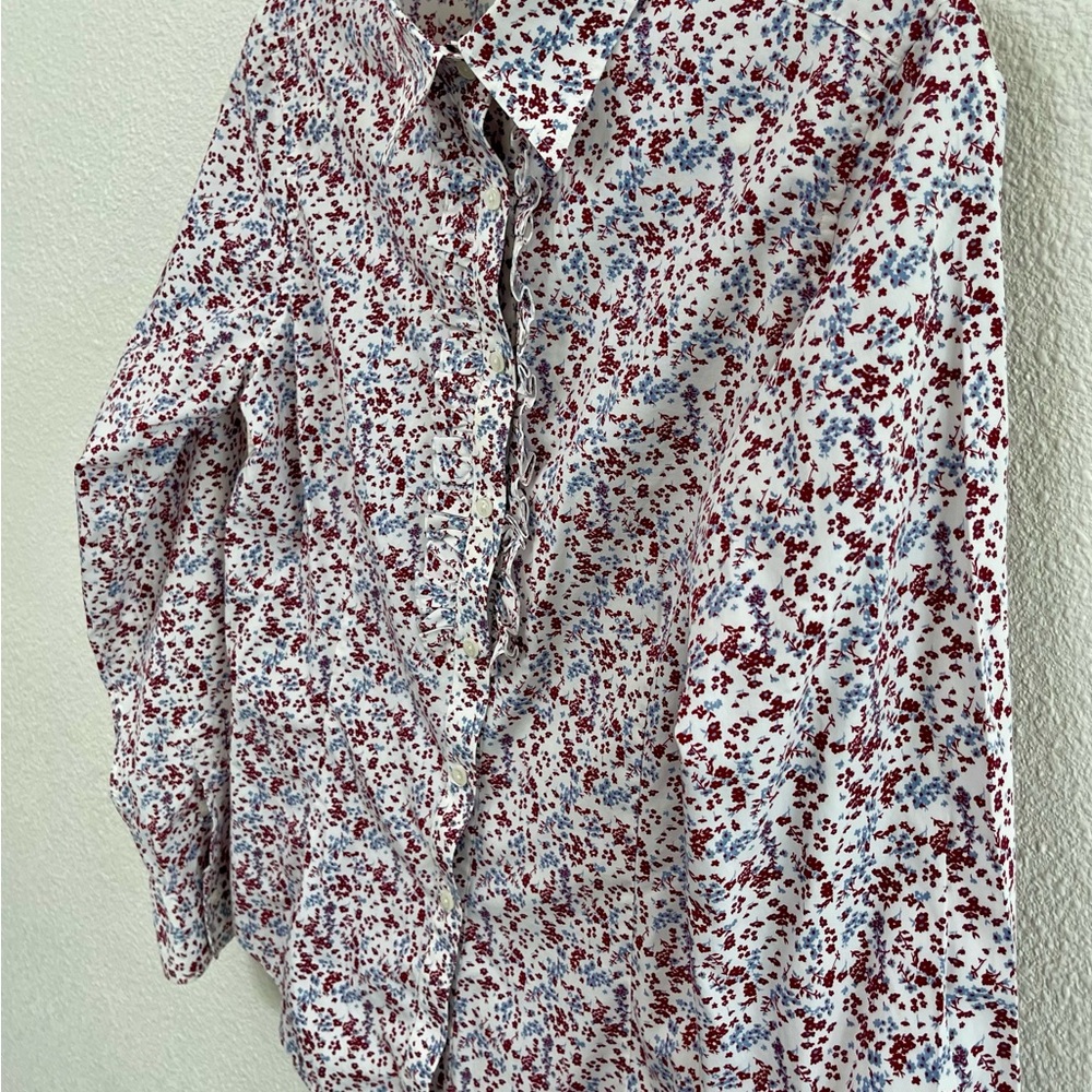 Brooks Brothers Women's Floral Shirt with Ruffled Front - Red and Blue Size 12 - Picture 4 of 7